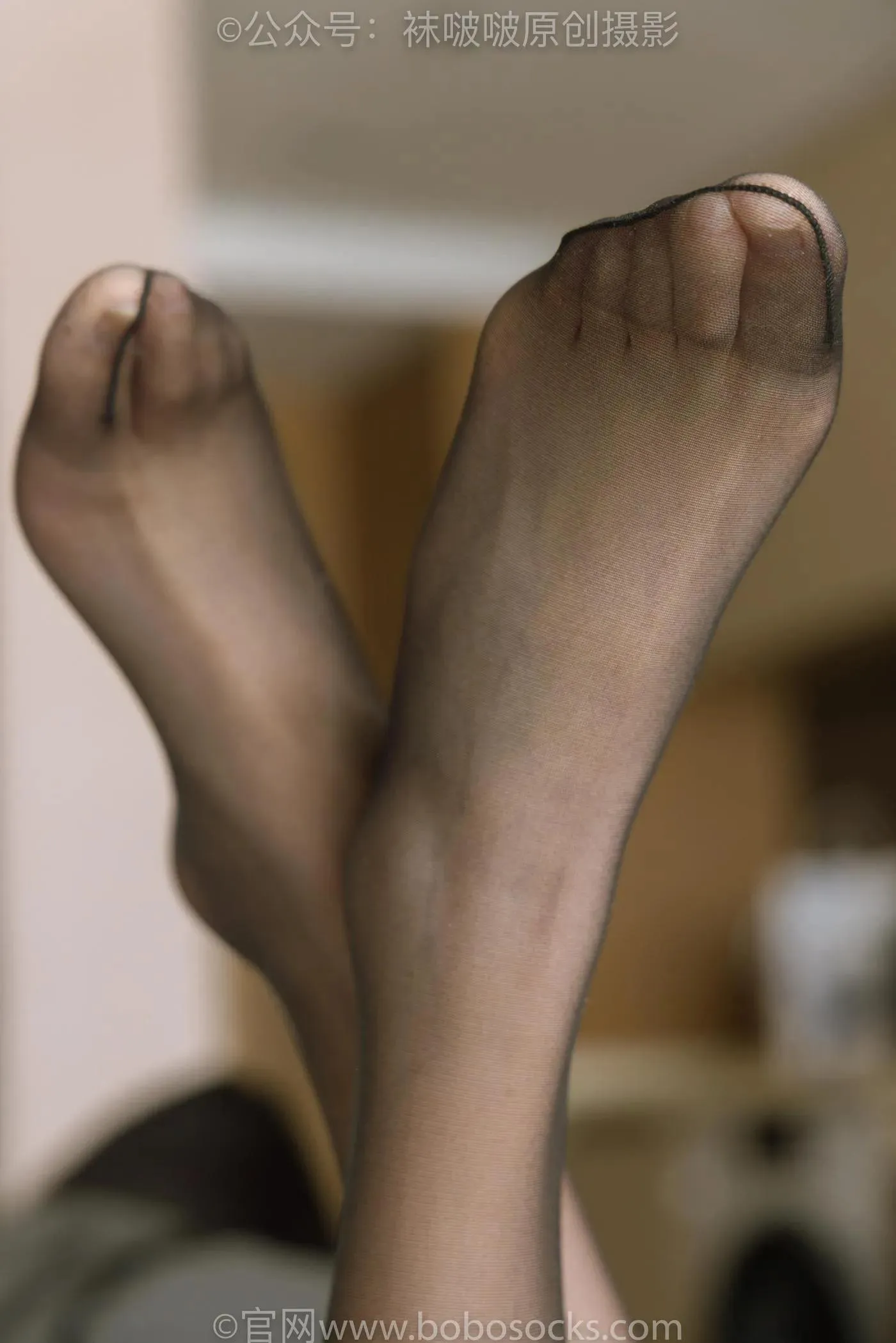 [BoBoSocks袜啵啵]NO.179 小甜豆-OL制服、高跟鞋、黑丝、撕丝袜剧情 [140P]插图5